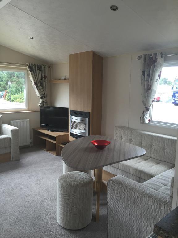 Lovely 3 Bed Caravan, Milford On Sea Exterior foto